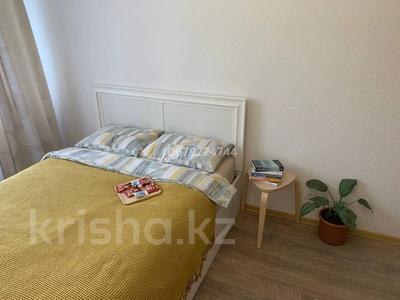 1-комнатная квартира · 65 м² · 2/9 этаж, мкр 11 21 за 10 000 〒 в Актобе