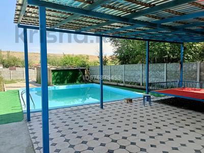 Продажа домов и дачи в Туркестанской обл.: Дача · 2 комнаты · 55 м² · 20 сот., Хантагы за 27 млн 〒 Дача · 2 комнаты · 55 м² · 20 сот., Хантагы за 27 млн 〒 в Кентау