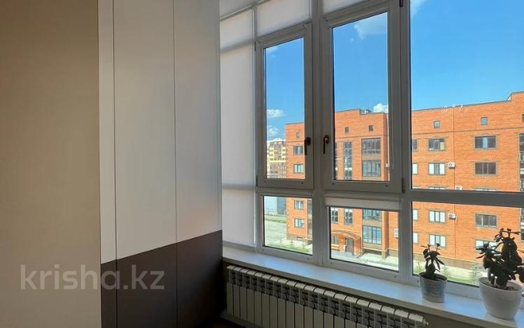 4-комнатная квартира · 135 м² · 4/5 этаж, мкр. Алтын орда, Мангилик ел за 60.5 млн ₸ в Актобе — фото 2