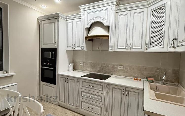 2-бөлмелі пәтер · 57 м² · 2/14 қабат, мкр Акбулак, 1-я улица, бағасы: 37.5 млн ₸ в Алматы, Алатауский р-н — фото 2