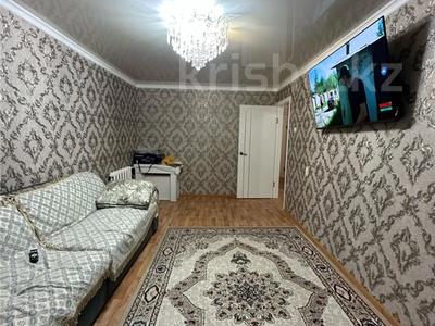 3-комнатная квартира · 62 м² · 5/5 этаж, Майкудук, 18й микрорайон Майкудук за 15.5 млн ₸ в Караганде, Алихана Бокейханова р-н