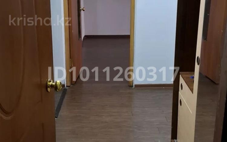 1-комнатная квартира · 45 м² · 1/5 этаж, Богенбай батыра 313 за 220 000 〒 в Алматы, Алмалинский р-н — фото 2