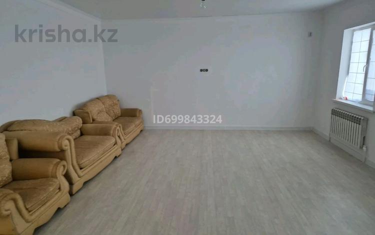 Отдельный дом · 3 комнаты · 144 м² · 10 сот., Строительная — Беккул баба жилой массив за 25 млн 〒 в Актобе — фото 2