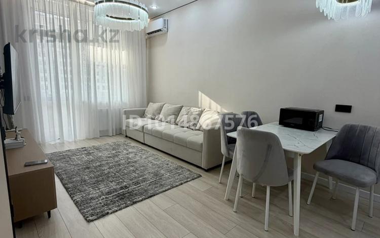 2-комнатная квартира · 40 м² · 6/16 этаж, Толе би 16 — Туран - Улы Дала за 300 000 ₸ в Астане, Нура р-н — фото 2