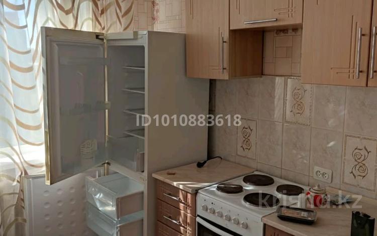 1-комнатная квартира · 42 м² · 8/9 этаж, мкр Юго-Восток, Язева 8 за 16 млн ₸ в Караганде, Казыбек би р-н — фото 2