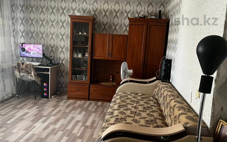 2-комнатная квартира · 37.8 м² · 4/4 этаж, Бейсембаева 4 за 8.5 млн 〒 в Семее — фото 3