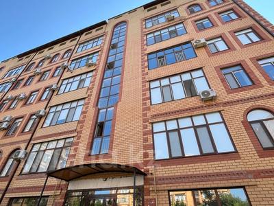 2-комнатная квартира · 84 м² · 5/5 этаж, мкр Нурсая, Акжарма 4 за 29 млн 〒 в Атырау