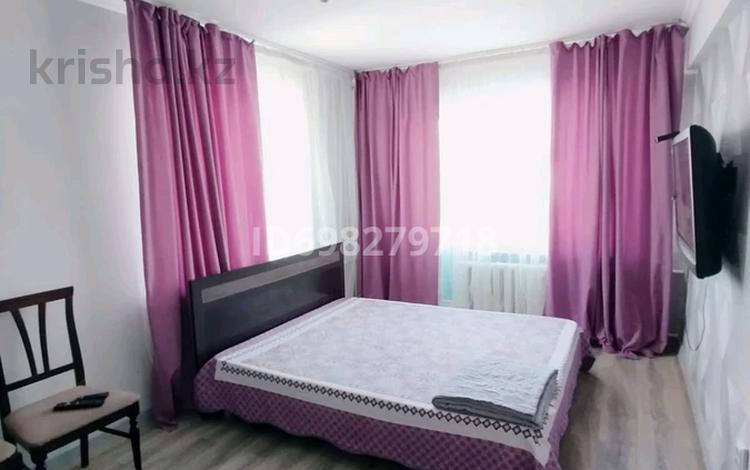 1-комнатная квартира · 40 м² · 3/3 этаж, Женис 52 — Московская -Женис за 10 000 〒 в Астане, Сарыарка р-н — фото 2