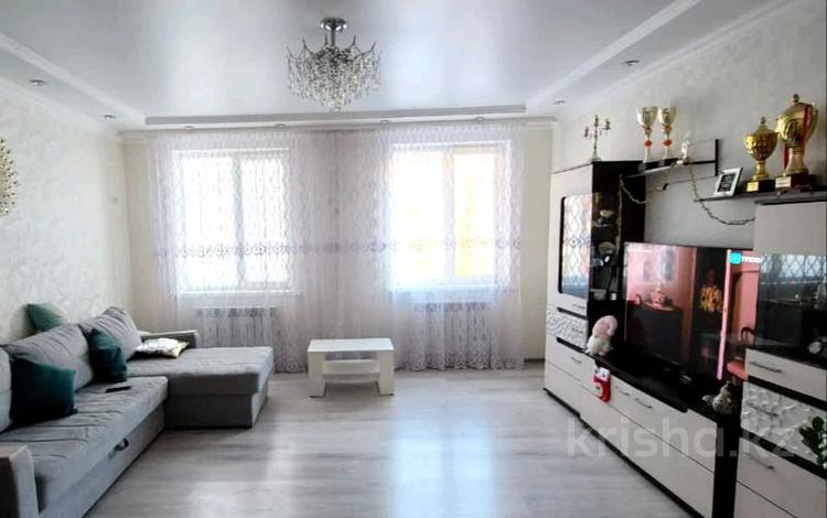 3-бөлмелі пәтер · 108 м² · 5/12 қабат, Ракымжан Кошкарбаев 37, бағасы: 65 млн ₸ в Астане, Алматы р-н — фото 2