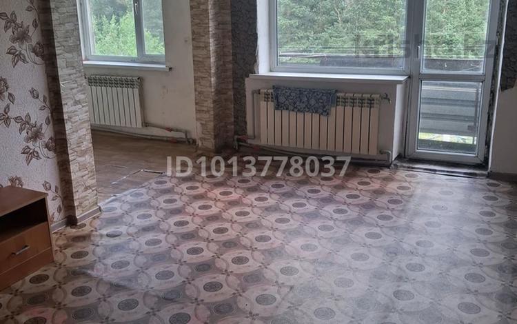 2-бөлмелі пәтер · 46 м² · 4/4 қабат, Карьер 16, бағасы: 9.5 млн ₸ в Макинске — фото 2