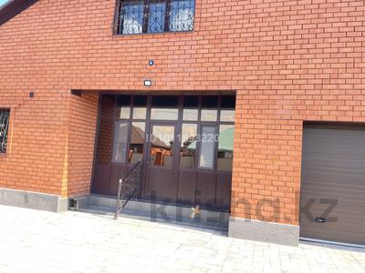 Жеке үй · 7 бөлме · 310 м² · 10 жүзд., Акжар плюс 27, бағасы: 59 млн ₸ в Актобе, жилой массив Акжар-2