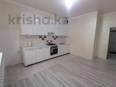 Продажа квартир в Атырауской обл.: 2-комнатная квартира, 79 м², 9/10 этаж, мкр Нурсая, Абулхайыр хана 74-5 за 36 млн 〒 2-комнатная квартира, 79 м², 9/10 этаж, мкр Нурсая, Абулхайыр хана 74-5 за 36 млн 〒 в Атырау, мкр Нурсая