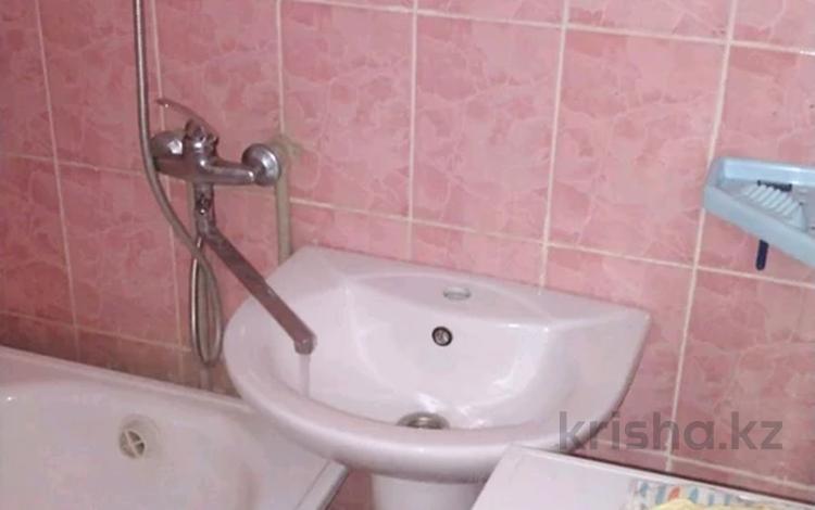 1-комнатная квартира · 46 м² · 3/5 этаж, мкр Байтерек 27 за 80 000 ₸ в Таразе — фото 2