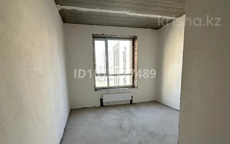 3-комнатная квартира · 74.3 м² · 3/9 этаж, Мухамеджан Тынышбайулы 10 — НОВЫЙ ВОКЗАЛ за 39.5 млн ₸ в Астане, Сарайшык р-н — фото 2