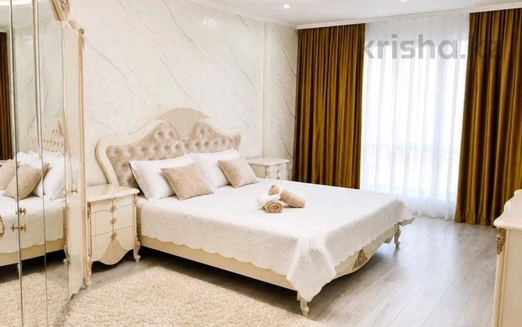 3-комнатная квартира · 100 м² · 2/9 этаж, Кунаева 7 за 24 000 ₸ в Шымкенте — фото 7