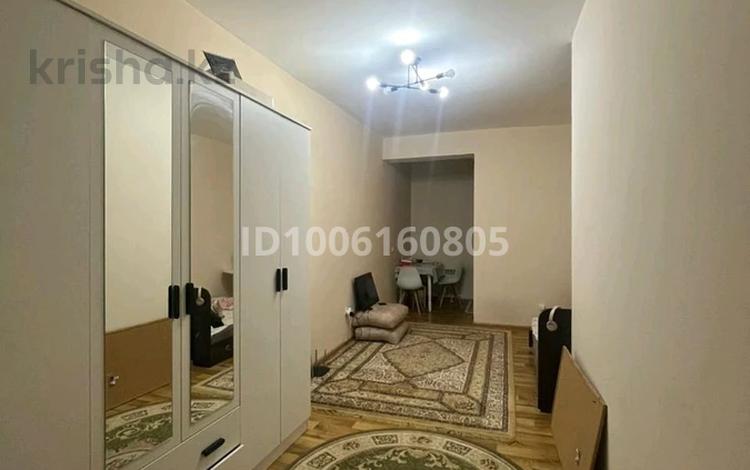 1-бөлмелі пәтер · 33 м² · 7/10 қабат, мкр Аксай-3А 90 — Момышулы Толеби, бағасы: 25 млн ₸ в Алматы, Ауэзовский р-н — фото 2