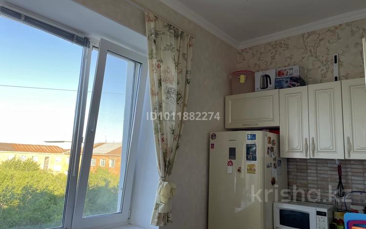 3-бөлмелі пәтер · 75 м² · 4/4 қабат, Агыбай Батыра 18 — Угол Абая, бағасы: 20 млн ₸ в Балхаше — фото 10