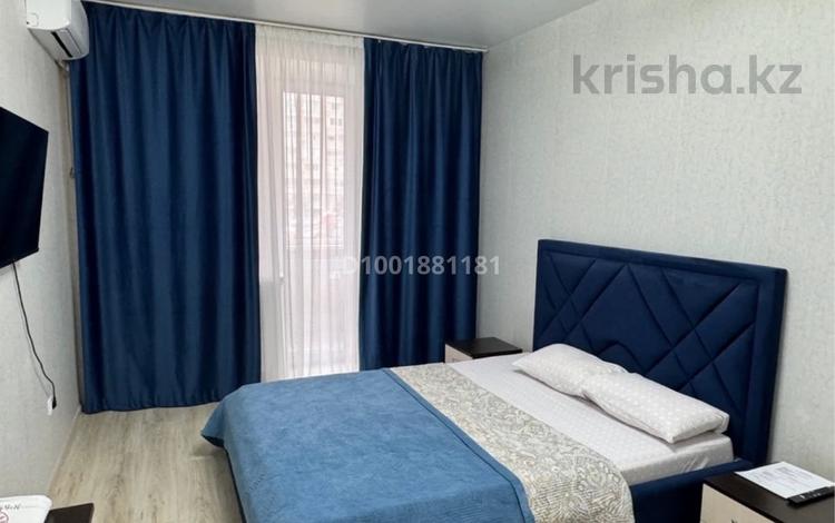 1-комнатная квартира · 38 м² · 1/25 этаж, Майкудук, 13й микрорайон 25 за 8 000 〒 в Караганде, Алихана Бокейханова р-н — фото 2