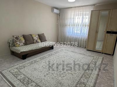 2-бөлмелі пәтер · 63 м² · 3 қабат, 18 20 — Напротив ЖК Туран, перекресток библиотеки, бағасы: 200 000 ₸ в Актау, 18-й мкр 