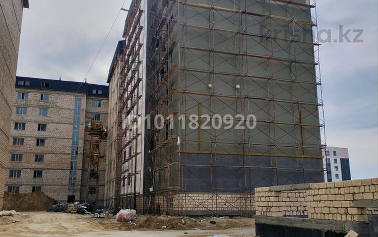 1-бөлмелі пәтер · 43.5 м² · 2/7 қабат, 41-й мкр ЖК батыс парк, бағасы: 9.5 млн ₸ в Актау — фото 2