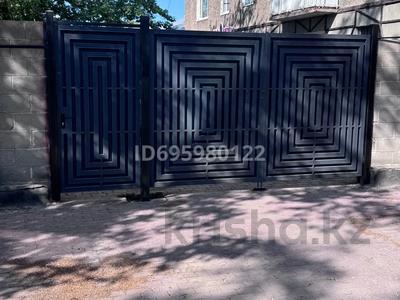 Аренда коммерческой недвижимости в Карагандинской обл.: Свободное назначение · 200 м² за 600 000 〒 Свободное назначение · 200 м² за 600 000 〒 в Темиртау