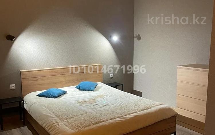 2-комнатная квартира · 50 м² · 16/19 этаж, мкр Юго-Восток, Шахтеров 52 Б — Старая корзина за 23 000 ₸ в Караганде, Казыбек би р-н — фото 2