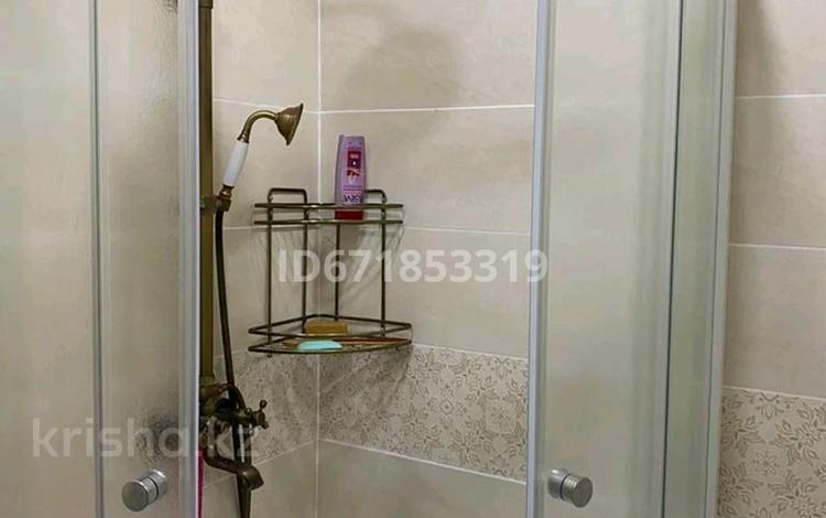 4-комнатная квартира · 132.5 м² · 7/10 этаж, 16-й мкр 63/2 за 50 млн ₸ в Актау — фото 2