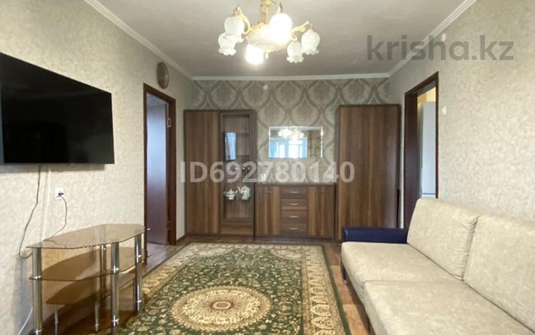 3-бөлмелі пәтер, 58 м², 3/4 қабат ай сайын, Жетысу 28, бағасы: 150 000 〒 в Талдыкоргане, мкр Жетысу — фото 2