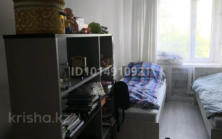 3-комнатная квартира · 57.4 м² · 3/5 этаж, Карасай батыра — магазин Арман за 23 млн ₸ в Астане, Сарыарка р-н — фото 2
