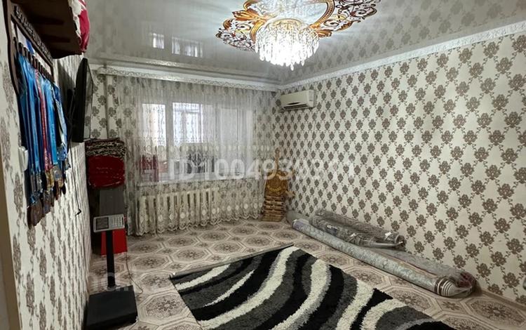 3-бөлмелі пәтер · 60 м² · 2/5 қабат, Толеби 141 33, бағасы: 18 млн ₸ в  — фото 2