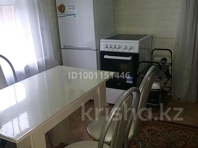 Продажа домов и дачи в Абай обл.: Отдельный дом · 3 комнаты · 65 м² · 10 сот., Сатпаева — Мирный за ~ 9 млн 〒 Отдельный дом · 3 комнаты · 65 м² · 10 сот., Сатпаева — Мирный за ~ 9 млн 〒 в Семее