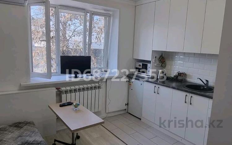 1-бөлмелі пәтер · 15 м² · 3/3 қабат, Желтоксан 24, бағасы: 10 000 〒 в Алматы, Алмалинский р-н — фото 3