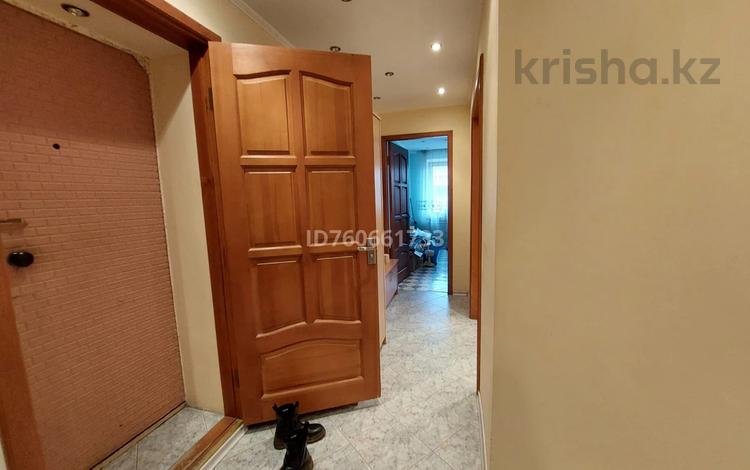 3-бөлмелі пәтер · 57.3 м² · 3/5 қабат, Назарбаева 203 — Дом за остановкой Революции, напротив Поликлиника 1, рядом Парк им Кирова, бағасы: 23 млн ₸ в Уральске — фото 2