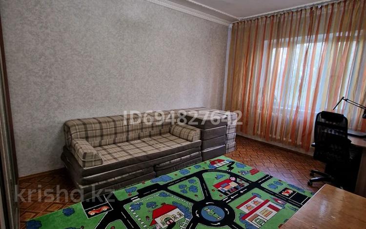 2-комнатная квартира, 53 м², 3/5 этаж, мкр Мамыр-3 — Саина Шаляпина за 40 млн 〒 в Алматы, Ауэзовский р-н — фото 2