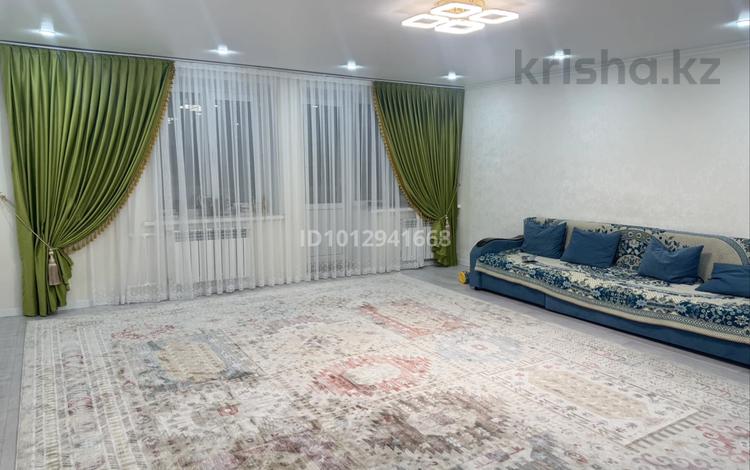 4-комнатная квартира · 120 м² · 2/9 этаж, мкр 8, Абулхаир хана 58 за 35 млн ₸ в Актобе — фото 2