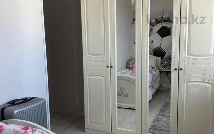 4-бөлмелі пәтер · 110 м² · 10/14 қабат, Торайгырова, бағасы: 75 млн ₸ в Алматы, Ауэзовский р-н — фото 2