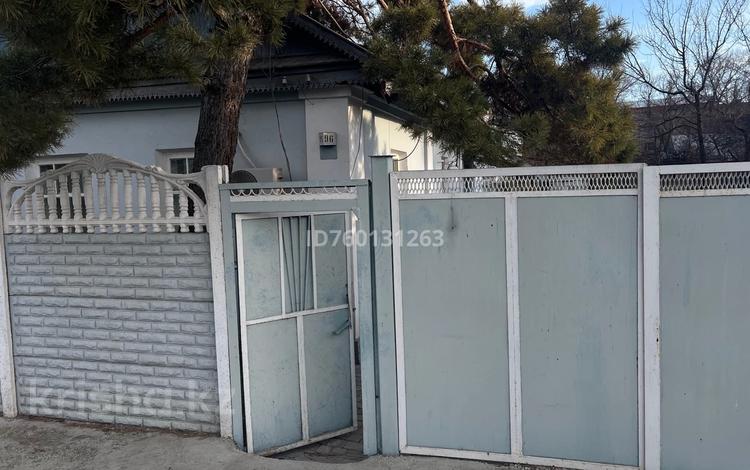 Жеке үй · 3 бөлме · 50 м² · 11 жүзд., Петрова 96, бағасы: 60 млн ₸ в Таразе — фото 2
