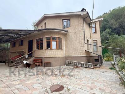 Жеке үй · 8 бөлме · 407 м² · 8 жүзд., Дружба-спорт 73, бағасы: 299 млн ₸ в Алматы, Медеуский р-н
