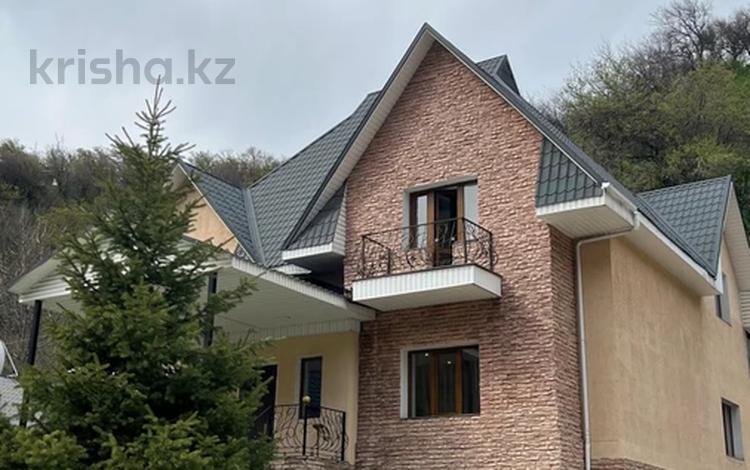 Отдельный дом · 7 комнат · 330 м², мкр Бутаковка за 1.5 млн ₸ в Алматы, Медеуский р-н — фото 2