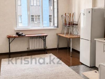 2-бөлмелі пәтер · 49 м² · 1/5 қабат, Халиуллина 196/1, бағасы: 29.5 млн ₸ в Алматы, Медеуский р-н