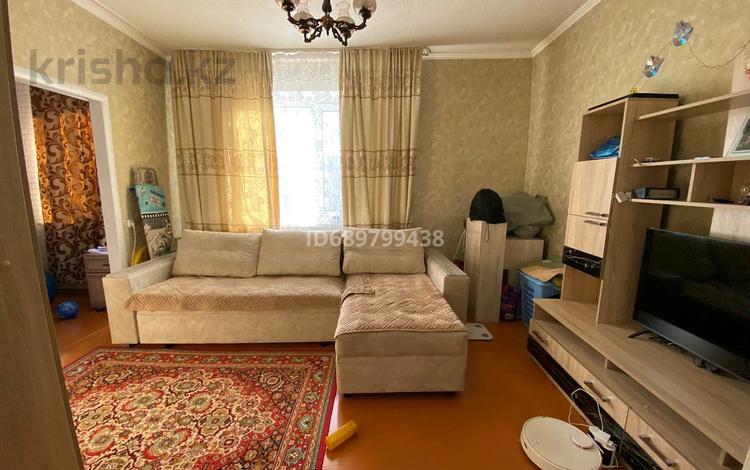 Часть дома • 3 комнаты • 64 м² • 10 сот., Седова 10-1 за 9.8 млн 〒 в Шахтинске — фото 2