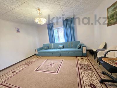 Отдельный дом · 4 комнаты · 120 м² · 8 сот., мкр Калкаман-2, Ашимова 118 за 115 млн ₸ в Алматы, Наурызбайский р-н