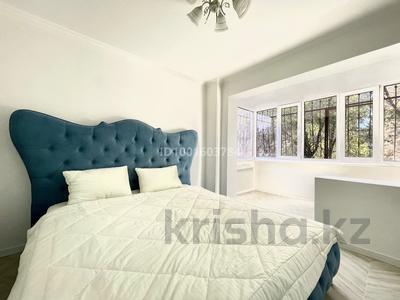 3-бөлмелі пәтер · 50 м² · 2/5 қабат, Жаңа қала ш/а., Комисарова 28, бағасы: 400 000 ₸ в Караганде, Казыбек би р-н