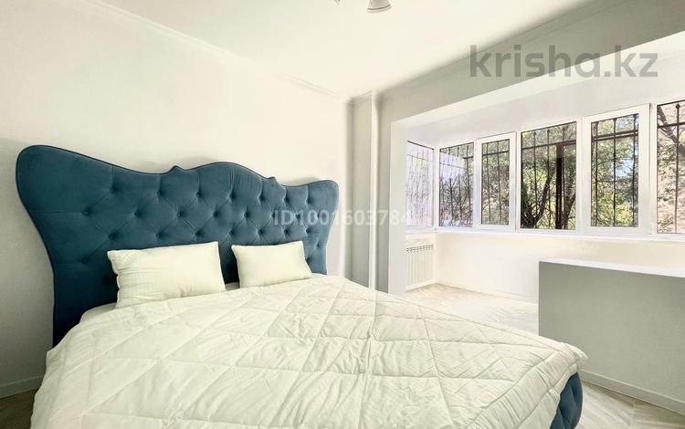 3-бөлмелі пәтер · 50 м² · 2/5 қабат, Жаңа қала ш/а., Комисарова 28, бағасы: 400 000 ₸ в Караганде, Казыбек би р-н — фото 2