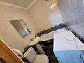 1-бөлмелі пәтер · 40 м² · 3/5 қабат, ул. Бауыржана Момышулы 21 — Возле бульвара, в центре, напротив ЦУМа, бағасы: 12 000 ₸ в Жезказгане — фото 4