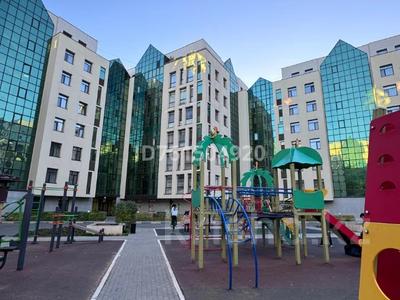 5-комнатная квартира · 200 м² · 3/7 этаж, Кайыма Мухамедханова 21 за 118 млн ₸ в Астане, Нура р-н
