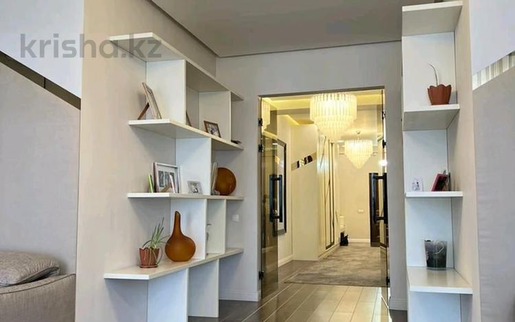 5-бөлмелі пәтер · 250 м² · 5/9 қабат, Туран 5/7, бағасы: 2 млн ₸ в Астане, Нура р-н — фото 2