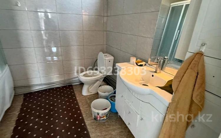 Отдельный дом · 3 комнаты · 100 м² · 30 сот., Кумшагал — По главной улице за 30 млн ₸ в Таразе — фото 14