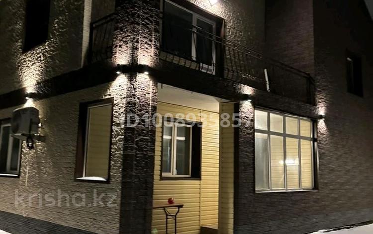 Жеке үй · 7 бөлме · 240 м² · 30 сот., Часникова — 23мкр возле чибиса, бағасы: 2 млн 〒 в Усть-Каменогорске — фото 2