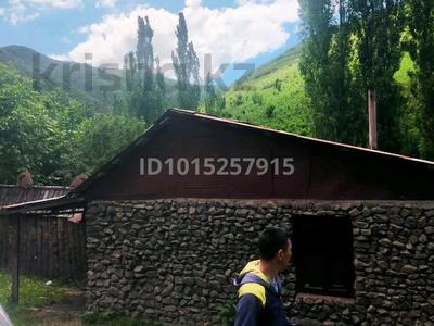 Дача · 8 комнат · 250 м² · 700 сот., Мектеп за 300 000 ₸ в 